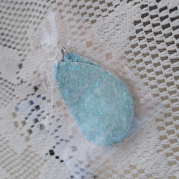 Bohemian Retro Teardrop Dangle Glittered Earrings Blue 2.95 Drop New - Picture 4 of 9